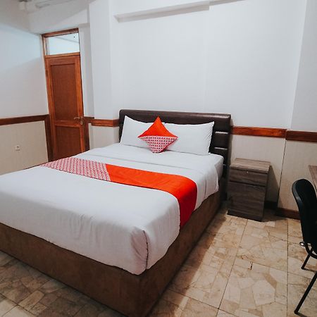 Oyo 1209 Tirtasari Nice Guesthouse Bandung Zewnętrze zdjęcie