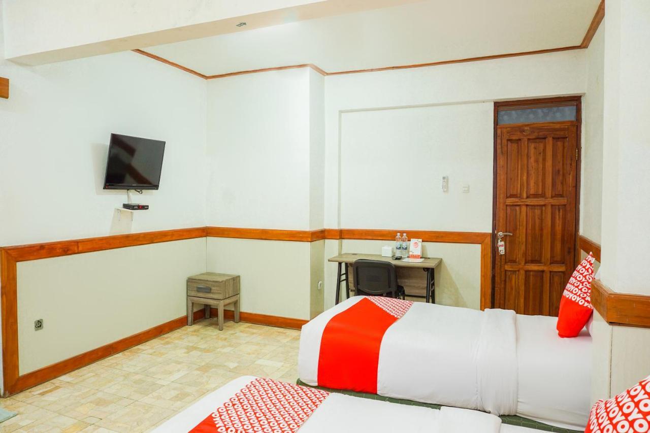 Oyo 1209 Tirtasari Nice Guesthouse Bandung Zewnętrze zdjęcie