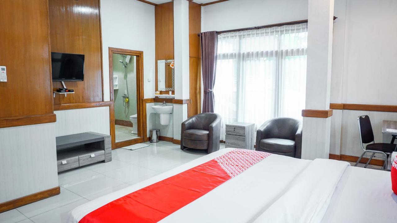 Oyo 1209 Tirtasari Nice Guesthouse Bandung Zewnętrze zdjęcie